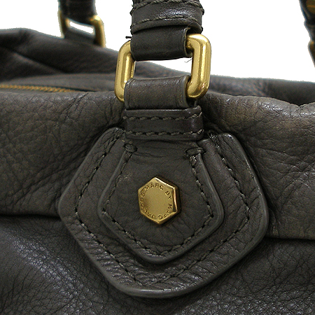 Marc By Marc Jacobs(��ũ ���� ��ũ�����߽�) �׷��� ���� ��Ʈ�� + ��� ��Ʈ�� [�б�����������2ȣ��] �̹���3 - ���̺��� �߰���ǰ