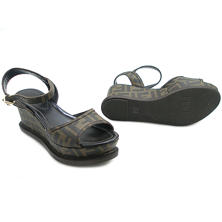 Fendi(���) FF�ΰ� PVC ������ ������ ���� �̹���2 - ���̺��� �߰���ǰ