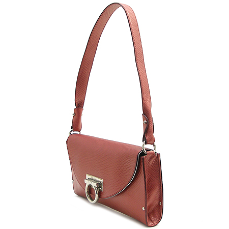 Ferragamo(��󰡸�) 21 4939 ���� ��ġ�� ����� �̹���3 - ���̺��� �߰���ǰ