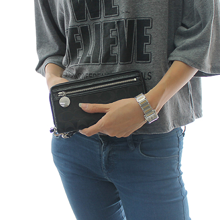 Coach(��ġ) �ñ״�ó ���� ¤�� ������ [�λ꼾�Һ���] �̹���6 - ���̺��� �߰���ǰ