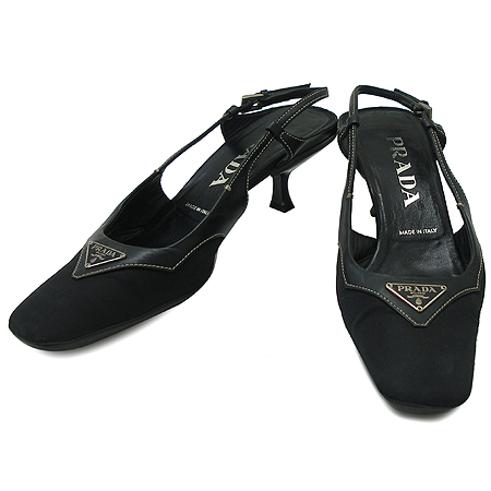 �����  ����