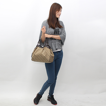Gucci(����) 211944 GG�ΰ� �𰡵� ��ũ���� Ʈ���� ��Ű ��Ʈ�� [��������] �̹���7 - ���̺��� �߰���ǰ