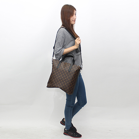 Louis Vuitton(���̺���) M40388 ���׷� ��ī�縣 ĵ���� Űź 2WAY [��������] �̹���7 - ���̺��� �߰���ǰ