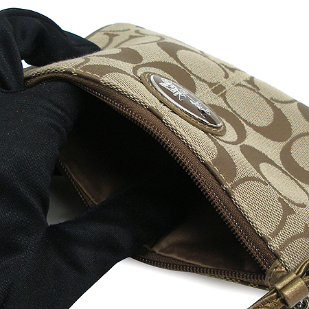 Coach(��ġ) �ñ׳�ó �ڰ��� ���� �Ŀ�ġ �̹���3 - ���̺��� �߰���ǰ
