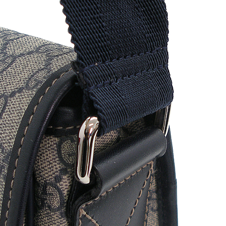 Gucci(����) 201732 GG�ΰ� PVC ���̺�Ʈ���� ����ΰ� ũ�ν��� [��������] �̹���4 - ���̺��� �߰���ǰ