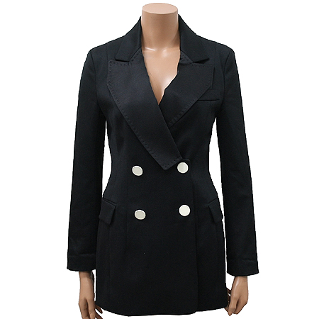 �����  ����