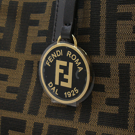 Fendi(���) 8BH173 D14 ��ƿ���� �ΰ� ��� ��ī ���� ��Ʈ�� �̹���3 - ���̺��� �߰���ǰ