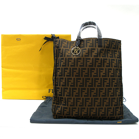 Fendi(���) 8BH173 D14 ��ƿ���� �ΰ� ��� ��ī ���� ��Ʈ�� �̹���5 - ���̺��� �߰���ǰ