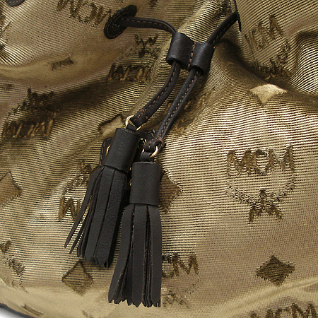 MCM(������) ���佺 ��� ���� ��ũ���ڷ��� ȥ�� ����ΰ� ������ �½���� ����� �̹���4 - ���̺��� �߰���ǰ