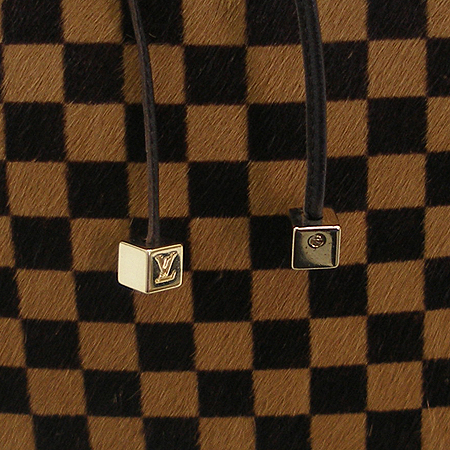 Louis Vuitton(���̺���) M92133 IMPALA �ٹ̿� ��ġ ��Ʈ�� �̹���5 - ���̺��� �߰���ǰ