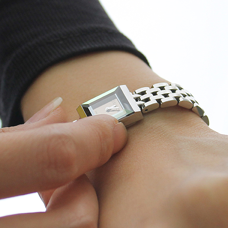 Gucci(����) YA128501 ������ ��ƿ ������ �ð� �̹���7 - ���̺��� �߰���ǰ
