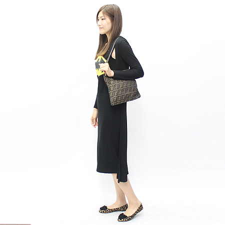 Fendi(���) FF�ΰ� �𰡵� ����� �̹���7 - ���̺��� �߰���ǰ