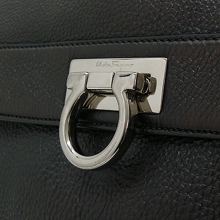 Ferragamo(��󰡸�) 21 A896 ���� ���� ��ġ�� �ΰ� ���Ǿ� 2WAY [��������] �̹���5 - ���̺��� �߰���ǰ