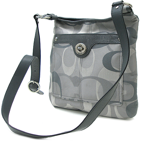 Coach(��ġ) F17479 �ñ׳��� �к긯 ũ�ν��� �̹���2 - ���̺��� �߰���ǰ