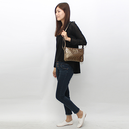 Gucci(����) 189749 GG�ΰ� ����� PVC ũ�ν��� [�б�������] �̹���7 - ���̺��� �߰���ǰ