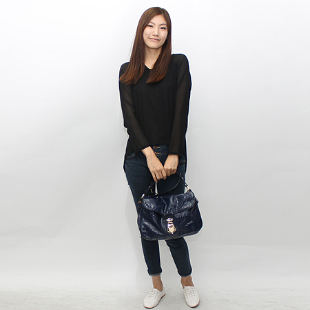 Fendi(���) 8BR607 ���� �ΰ� ��� ���̴�Ʈ ��Ʈ�� + ��� ��Ʈ�� [��������] �̹���6 - ���̺��� �߰���ǰ