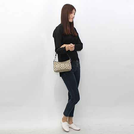 Coach(��ġ) �ñ׳��� �к긯 �Ŀ�ġ ����� �̹���7 - ���̺��� �߰���ǰ