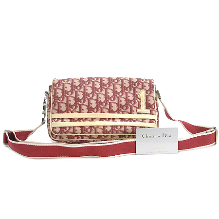 Dior(ũ����î���) �ΰ� ���� PVC ũ�ν��� [�б�������] �̹���2 - ���̺��� �߰���ǰ