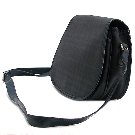 Burberry(������) PVC ��� üũ ũ�ν��� �̹���2 - ���̺��� �߰���ǰ