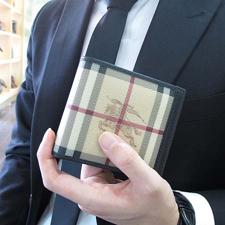 Burberry(������) �� Ŭ���� üũ ������ [�ϻ����] �̹���5 - ���̺��� �߰���ǰ