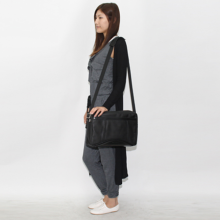 Ferragamo(��󰡸�) 24 2515 ���� �÷� ũ�ν��� �̹���7 - ���̺��� �߰���ǰ