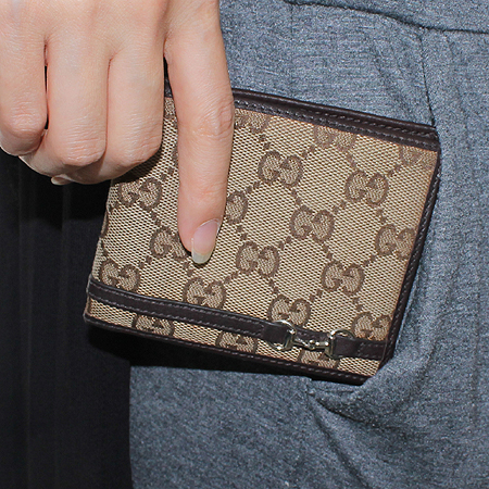 Gucci(����) 245772 GG �ΰ� �ڰ��� ������ �̹���6 - ���̺��� �߰���ǰ