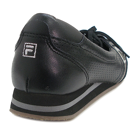 FILA(�ٶ�) ������ ����Ŀ�� �̹���4 - ���̺��� �߰���ǰ