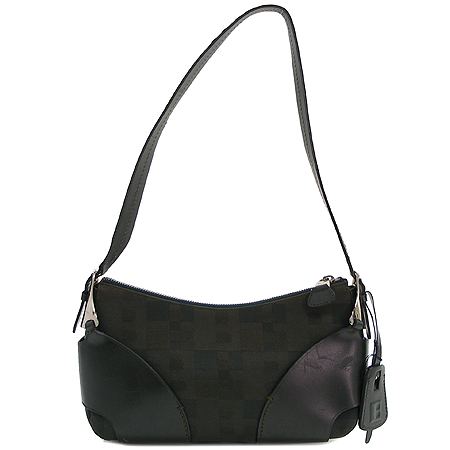 �߸�  �����