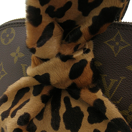 Louis Vuitton(���̺���) M99032 100�ֳ� ���� ������ �˶��̾� ���׷� �����ĵ� ��ġ ��Ʈ�� �̹���4 - ���̺��� �߰���ǰ
