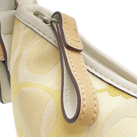 Coach(��ġ) �ñ״�ó ���ο� �ڰ��� ��Ʈ�� �̹���4 - ���̺��� �߰���ǰ