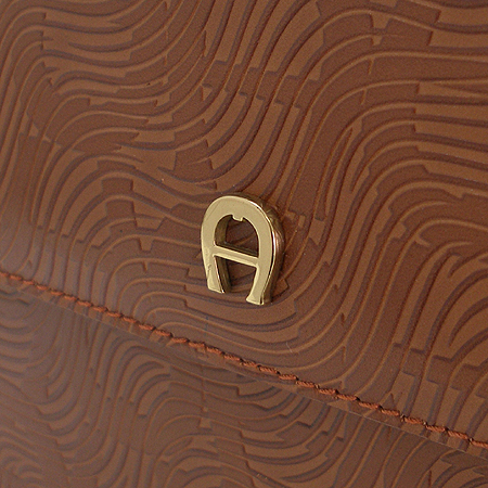 Aigner(���̱׳�) �ΰ� ���� ���� �簢 ����� [��õ ������] �̹���4 - ���̺��� �߰���ǰ