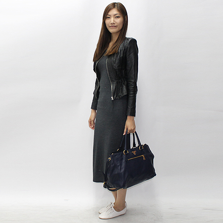 Prada(�����) BN2103 SOFT CALF �۾��� ���� ��Ʈ�� + ��� ��Ʈ�� [�б�����������2ȣ��] �̹���6 - ���̺��� �߰���ǰ