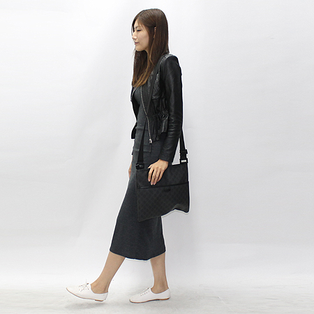 Gucci(����) 162904 GG�ΰ� PVC ũ�ν��� [�б�������] �̹���7 - ���̺��� �߰���ǰ