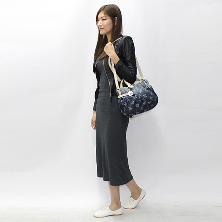 Celine(������) PILLOW LARGE ������ ���� ��Ʈ�� + �����Ʈ�� [�б�������] �̹���7 - ���̺��� �߰���ǰ