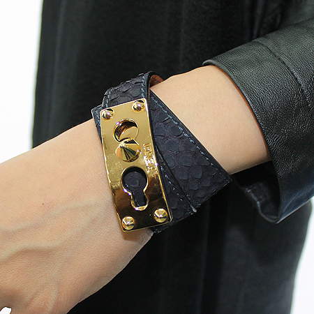 Fendi(���) 8AG043 ���� ��Ŭ ���̼� ���� ���� ���� �̹���6 - ���̺��� �߰���ǰ