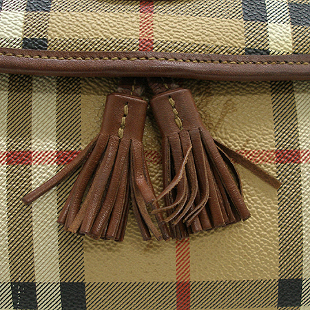 Burberry(������) Ŭ���� üũ PVC �½� ��� ��� �� ũ�ν� �� �̹���4 - ���̺��� �߰���ǰ