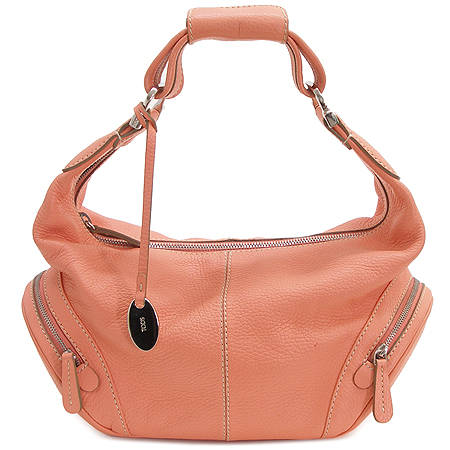 ����  �����