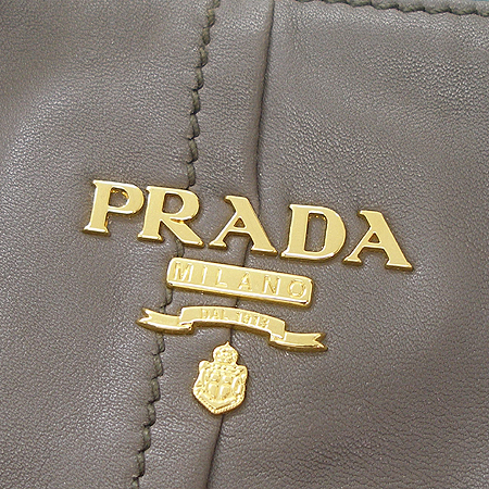 Prada(�����) BR4373 2012�� �Ż� SOFT CALF �׷��� ȣ�� ����� [�б�����������2ȣ��] �̹���4 - ���̺��� �߰���ǰ