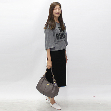 Prada(�����) BR4373 2012�� �Ż� SOFT CALF �׷��� ȣ�� ����� [�б�����������2ȣ��] �̹���6 - ���̺��� �߰���ǰ