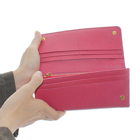 Prada(�����) 1M1132 ���� �ΰ� SAFFIANO(���ǾƳ�) ��ũ ������ [��������] �̹���7 - ���̺��� �߰���ǰ