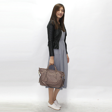 Louis Vuitton(���̺���) M93175 ������ ���� ���ڶ� PM �Ŀ�� ��Ʈ�� + ��� ��Ʈ�� �̹���6 - ���̺��� �߰���ǰ