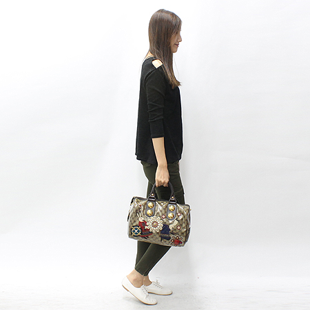Gucci(����) 207775 GG �ΰ� PVC ������ �ٴ� ������ ��Ʈ�� �̹���7 - ���̺��� �߰���ǰ