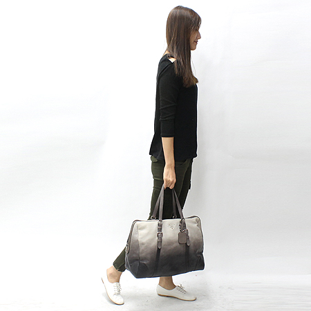 Prada(�����) BL0480 �۾������� �׶��̼� �� ��Ʈ�� ����� �̹���7 - ���̺��� �߰���ǰ