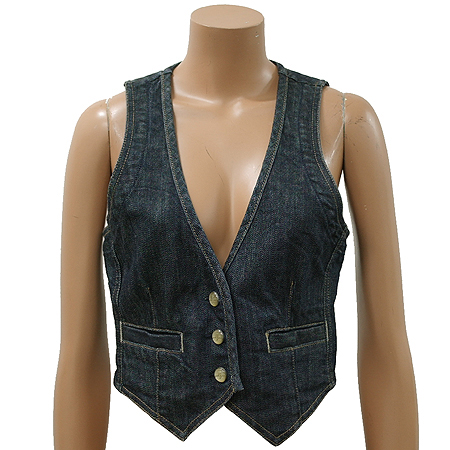 ������  ����