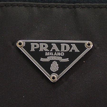 Prada(�����) BN0188 �ﰢ �ΰ� ��� �к긯 ��Ʈ�� �̹���4 - ���̺��� �߰���ǰ
