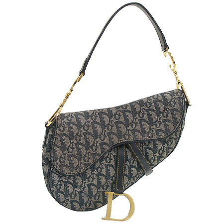 ���  �����