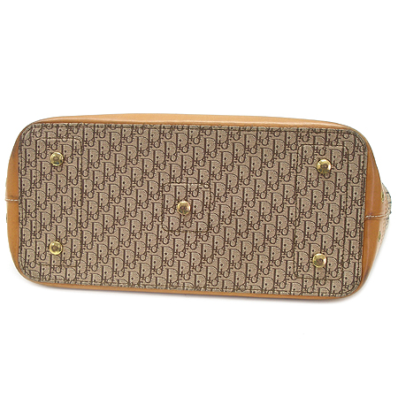 Dior(ũ����î���) �ΰ� �ڰ��� ���� ��Ƽġ ��Ʈ�� �̹���5 - ���̺��� �߰���ǰ