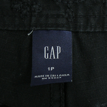 GAP(��) �ݹ��� �̹���4 - ���̺��� �߰���ǰ