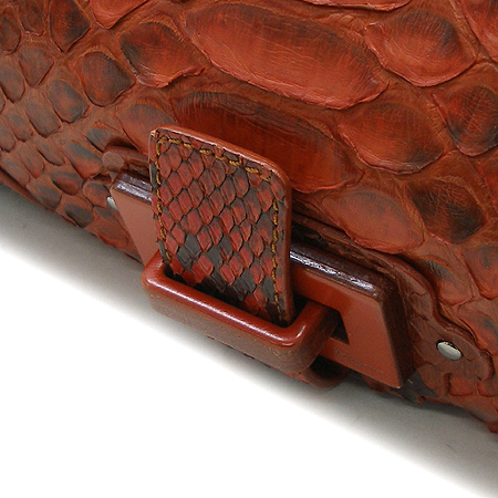 Ferragamo(��󰡸�) 21 7903 ���̼� ���� ��Ʈ��[��õ��] �̹���4 - ���̺��� �߰���ǰ