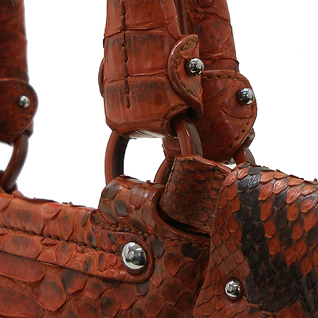 Ferragamo(��󰡸�) 21 7903 ���̼� ���� ��Ʈ��[��õ��] �̹���5 - ���̺��� �߰���ǰ